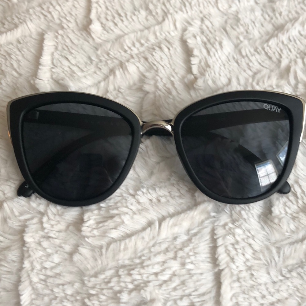 Quay Australia - MY GIRL sunglasses